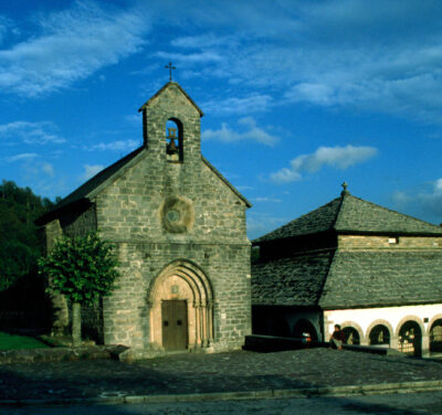 Roncesvalles-02-Kapelle-2001-gje Roncesvalles-02-Kapelle-2001-gje