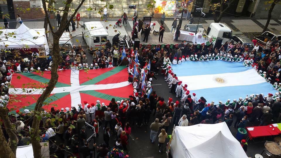Euskal_Jaiak_2016._Buenos_Aires,_Argentina Euskal_Jaiak_2016._Buenos_Aires,_Argentina